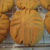 Carie's Soft & Chewy Peanut Butter Cookies_image