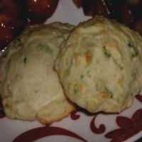 Green Onion Drop Biscuits_image