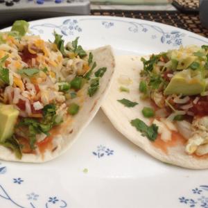 Egg and Veggie Breakfast Tacos_image