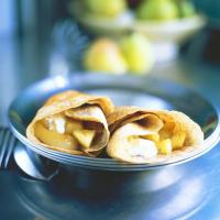 Crepes with Pear Filling_image