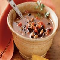 Slow-Cooker Spicy Black Bean and Barbecue Chili_image