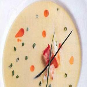 Chilled Corn Soup with Crab and Chile Oil image