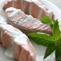 Ginger Poached Salmon with Lime Basil Cream_image