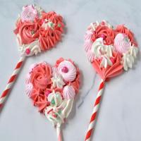 Meringue Lollipop Hearts_image