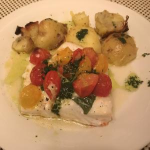 Cod Loin With Cherry Tomatoes, Mozzarella and Basil_image