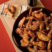 WINGS: Spicy Sriracha Chicken Wings Recipe - (4.6/5)_image