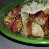 Roasted Potatoes With Rosemary, Lemon and Thyme_image