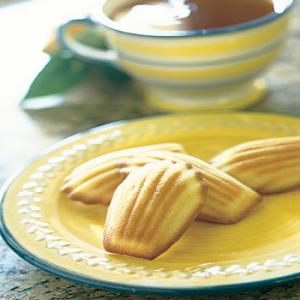 Earl Grey Tea Madeleines with Honey Recipe | Epicurious.com_image