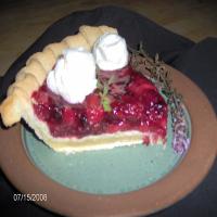 Stuffed-Crust Strawberry Cream Pie (Pillsbury) image
