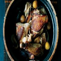 Braised Chicken with Smoked Ham, Chestnuts, and Ginger_image