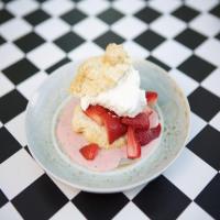 Melted Ice Cream Strawberry Shortcake_image