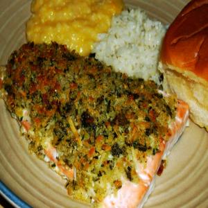 SALMON WITH CRISPY HERB TOPPING_image