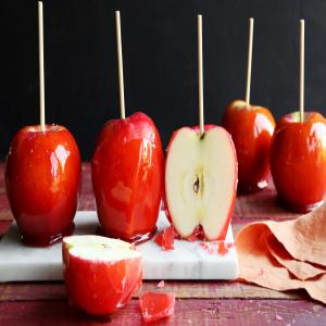 Halloween Candy Apples image