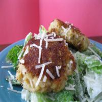 Quick and Easy Crabby Caesar Salads #5FIX image