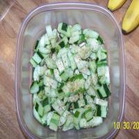 Chilled asian cucumber salad_image