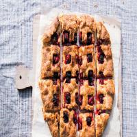 Double-Crust Berry Free-Form Pie_image