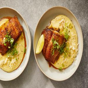 Blackened Fish With Quick Grits image
