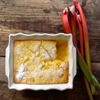 Self Saucing Rhubarb & Custard Pudding_image