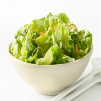 Green Salad With Buttermilk Dressing_image