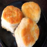 Soft, Fluffy Buttermilk Biscuits_image