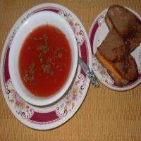 SPICY CLEAR TOMATO SOUP W/a VEGG BASE_image