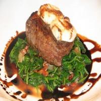 Filet Mignon With Goat Cheese and Balsamic Reduction_image