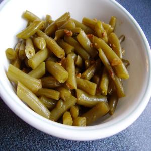 Green Beans With Lemon and Browned Garlic image