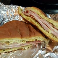 Baked Ham and Chile Sandwiches_image