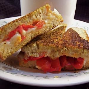 Pesto Grilled Cheese_image