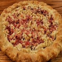 Fresh Raspberry Crumb Pie image