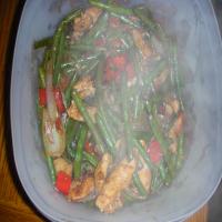 Garlic Chicken Breast With String Beans_image