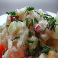 Sour Cream Potato Salad - Kartoffelsalat Med Surfløde_image