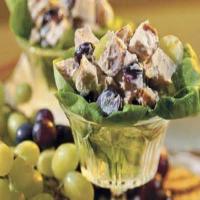 Chicken Salad with Grapes an Pecans_image