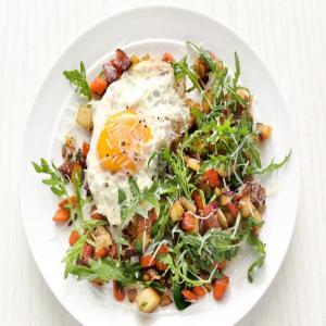 Root Vegetable Salad with Fried Eggs_image