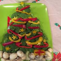 Vegetable Christmas Tree with Broccoli_image