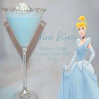 Glass Slipper Martini Recipe - (3.7/5)_image