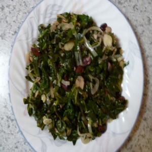 Collard Greens With Onions and Olives_image