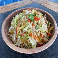 Crunchy Cabbage Salad with Chicken and Orange Ginger Dressing_image
