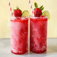 Rachael Ray's Fresh Strawberry Marg-alrightas Margaritas image