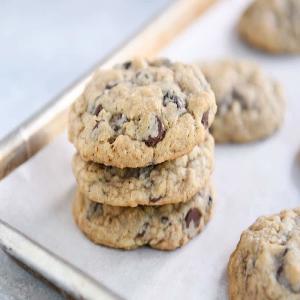 Oatmeal Chocolate Chip Cookies Recipe | Mel's Kitchen Cafe_image