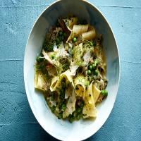 Pappardelle with Chicken Ragù, Fennel, and Peas image