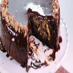 /shows/the-chew/recipes/thanksgiving-chocolate-pecan-piecake-carla-hall_image
