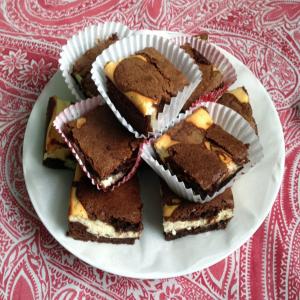 Ricotta-Filled Brownie Squares image