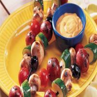Vegetable Kabobs with Mexican Cheese Sauce_image