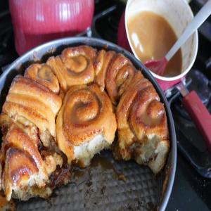 Overnight Fast and Easy Gourmet Caramel Rolls image
