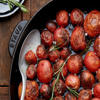 Skillet Roasted Potatoes With Rosemary image