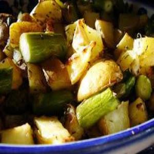 Oven Roasted Red Potatoes and Asparagus_image