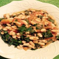 Greens with White Beans and Tomatoes_image