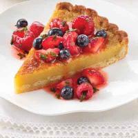 Almond Custard Tart with Berry Compote_image
