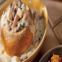 Vegetable Chowder in Bread Bowls_image
